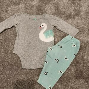 Carter's Baby Girls Swan Outfit Sz 9M